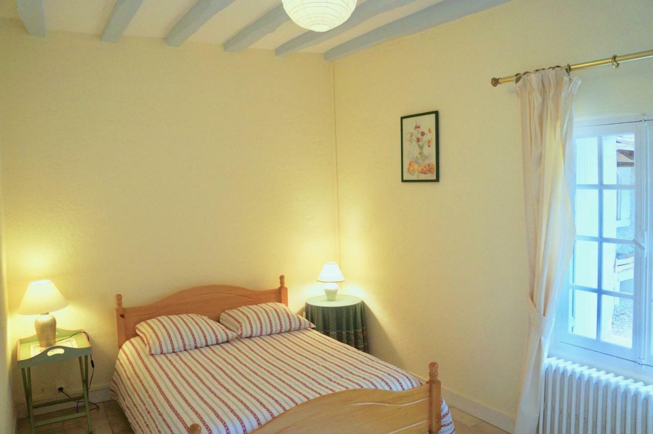 Les Hauts De Chaume Génillé 外观 照片